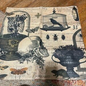 COPY - Pillow cover. 18 x 18 New! Zips open and closed measurements approximate